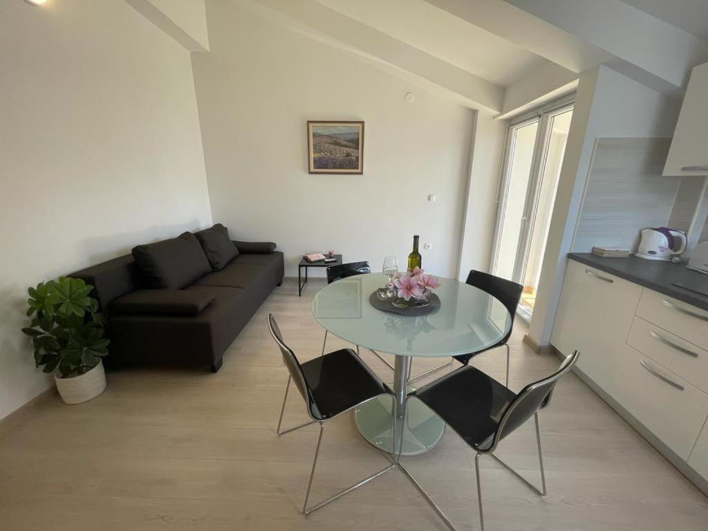 Villa Jadranka Apartments Tučepi Eksteriør bilde