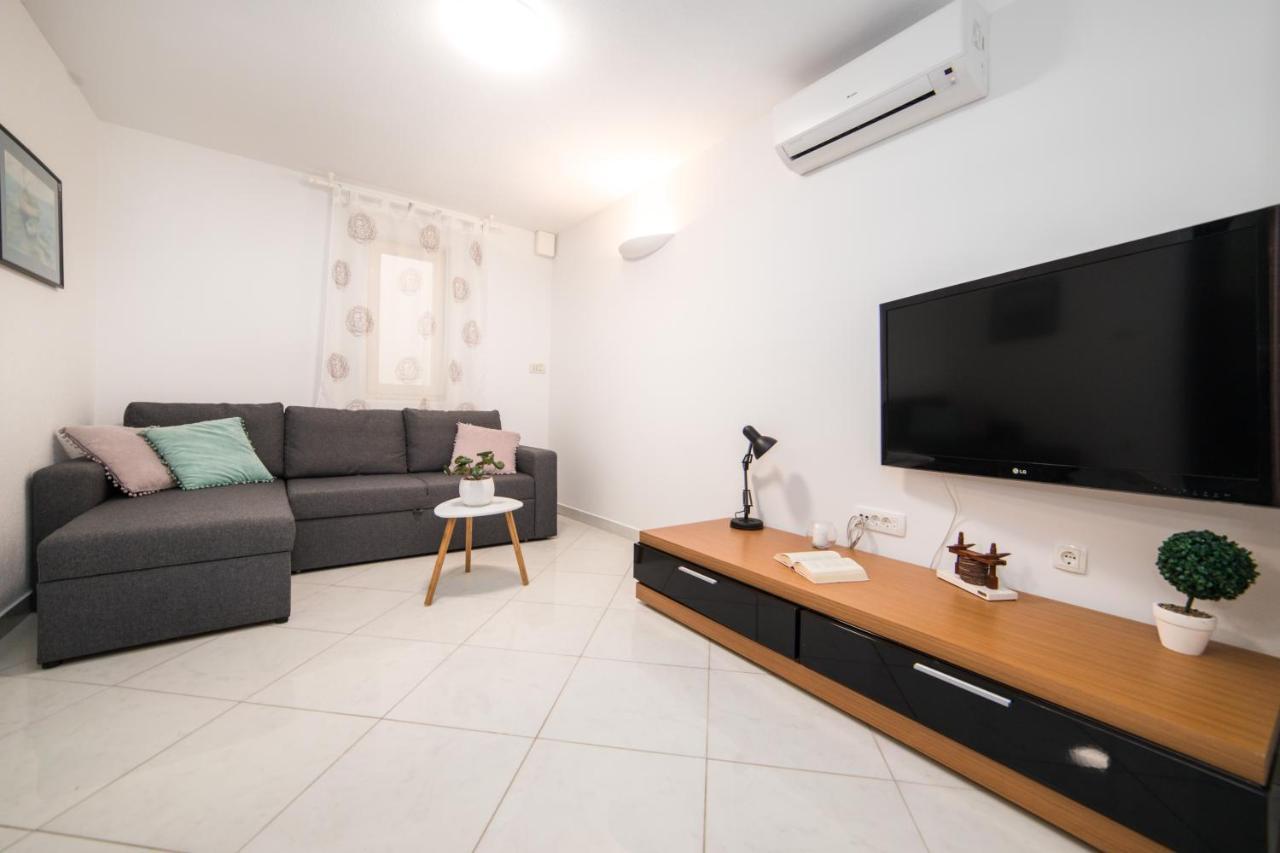 Villa Jadranka Apartments Tučepi Eksteriør bilde