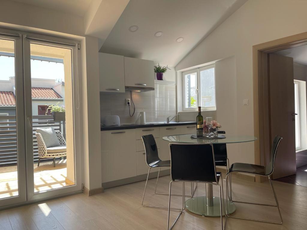 Villa Jadranka Apartments Tučepi Eksteriør bilde